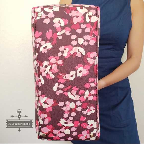NWT Kate Spade Young Lane Large Cherry Floral Tote - Picture 5 of 7